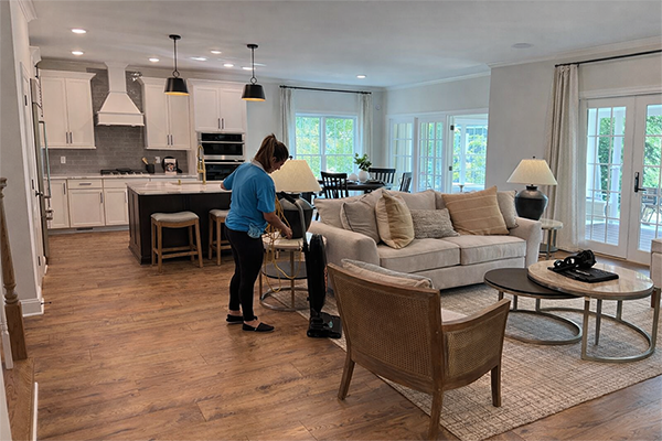 Dinner Room Cleaning 600 x 400